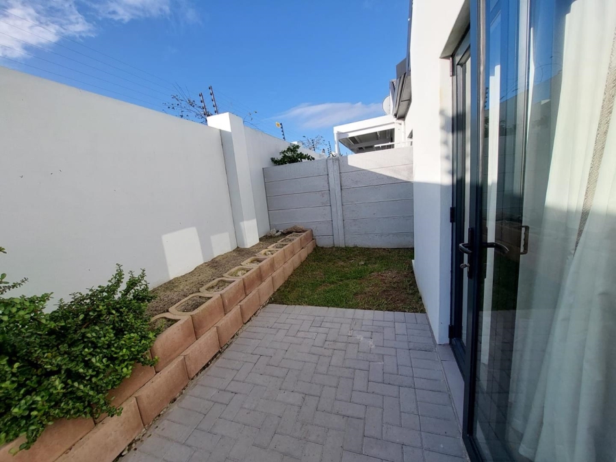 2 Bedroom Property for Sale in Brackenfell South Western Cape